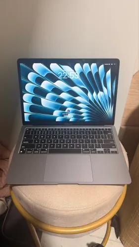 Macbook air M1