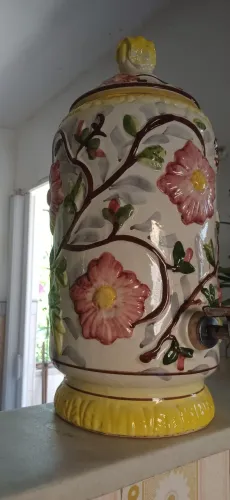 Vendo filtro de água antigo