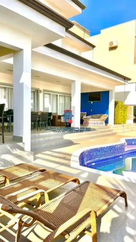 Casa Sobrado venda 380 metros 3 quartos (suites) condominio fechado Swiss Park - Campinas