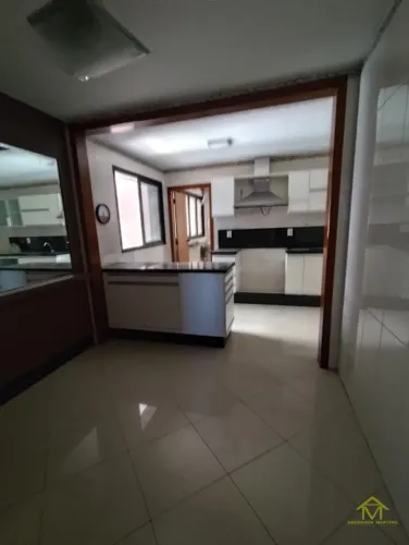 . Cobertura em Praia de Itaparica: 4 Quartos com Espaços Amplos Cobertura Duplex