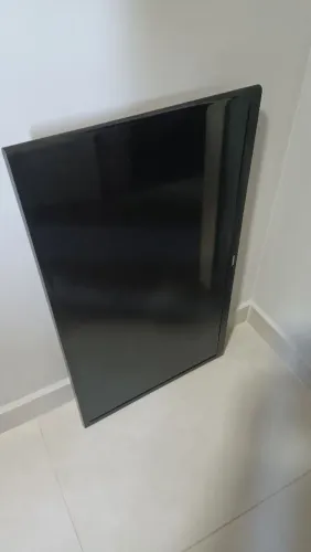 TV Samsung 32" - Leia a Descrição