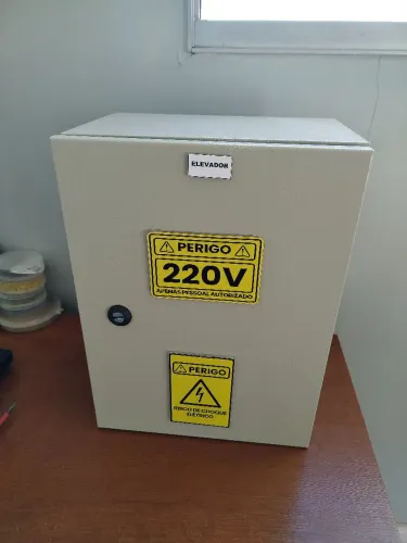 Quadro para elevador ?
