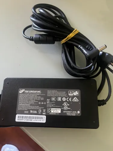 Fonte notebook AVELL