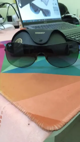 Ray-Ban Óculos de Sol RB3211 002/8G Preto com Lente Gradiente Cinza Unissexo Metal
