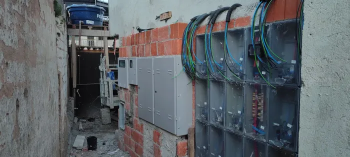 Serviços elétricos