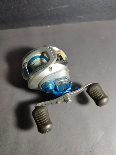 Carretilha Daiwa Zillion Coastal 