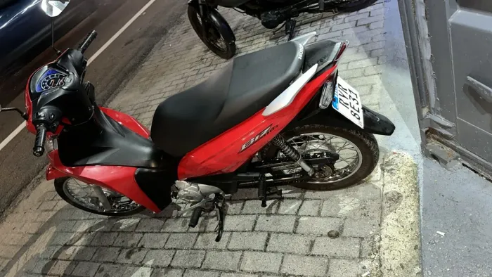 Vendo biz 2024 7.000 km rodados abaixo da fipe!!!