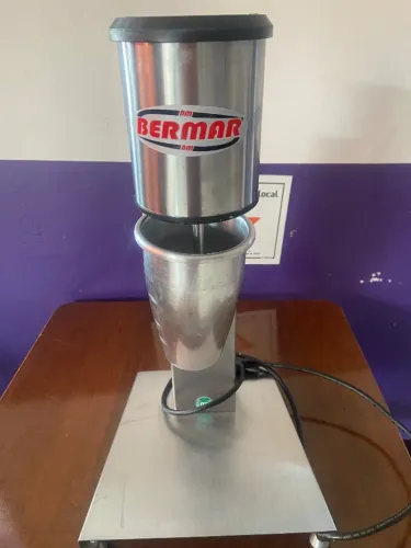 Batedor de milk shake 