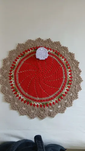 ? Centro de Mesa em Crochê Vermelho | Lindo e Artesanal ?