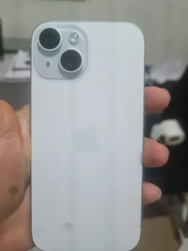 Vendo iPhone 15 com uma semana de uso.