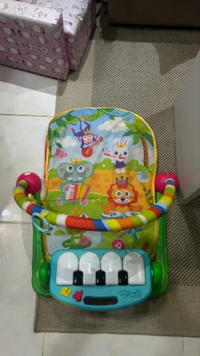 Tapete interativo infantil