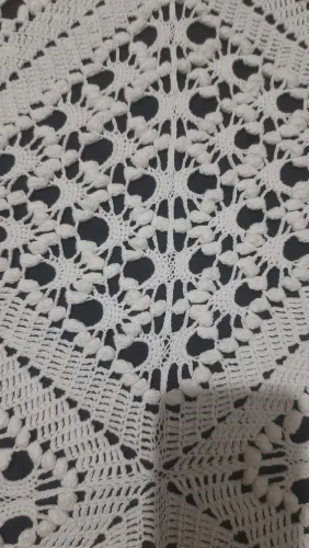 Vende-se colcha branca de linha Anne