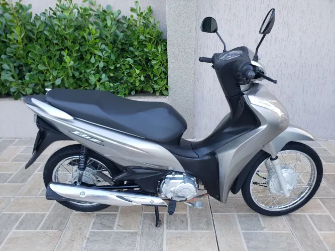Honda biz 110i (pra vender hoje 11.900.00!!única dona!!)