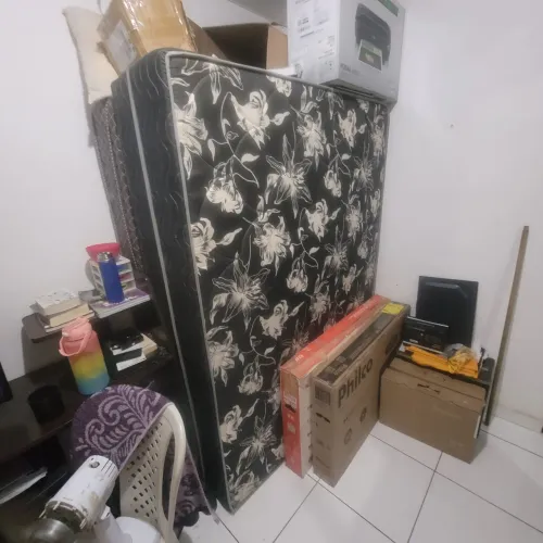 Cama box + colchão de molas