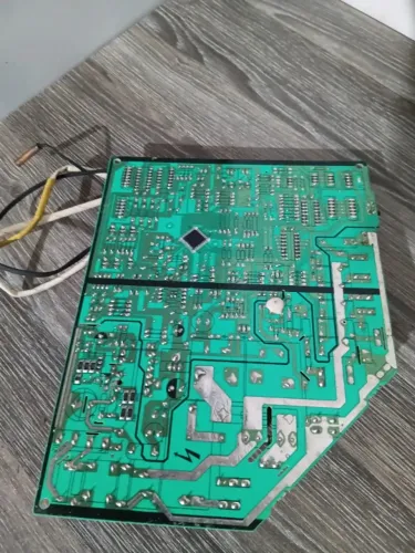 Placa evaporadora Electrolux TI30R de 30.000 BTUs.