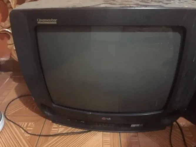 TV LG Tubo antiga