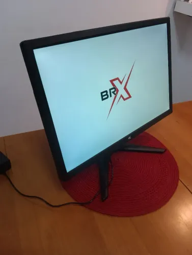 Lindo  Monitor Gamer 19" PRO HDMI 
