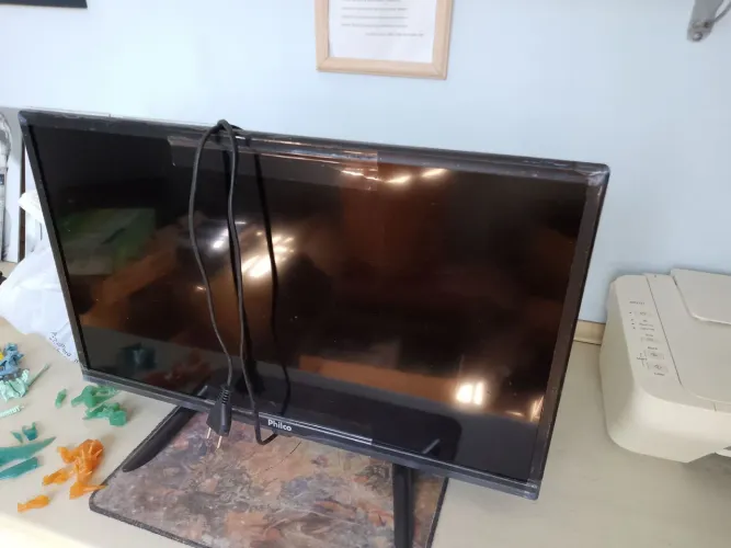 TV Philco 24 polegadas não é Smart.