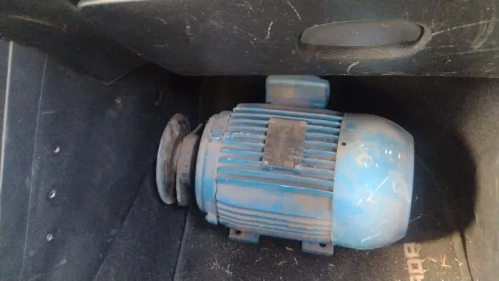 Motor 4 CV 220 ou 380 volts RPM 1710