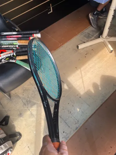Raquete Wilson RF-01 300g