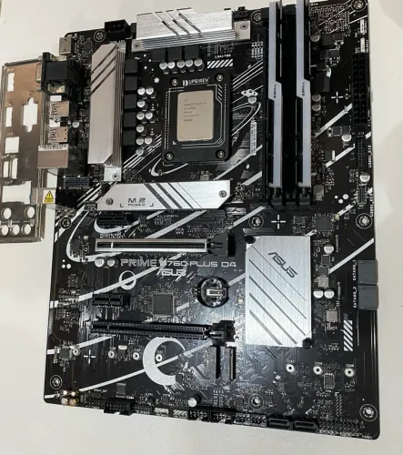Kit Intel i5 12400f B760 16gb RAM