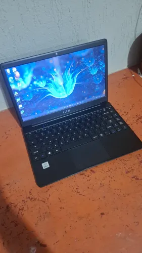 Notebook Multi Ultra 14" (Core i3 / 8GB / SSD 256GB / Windows 11)