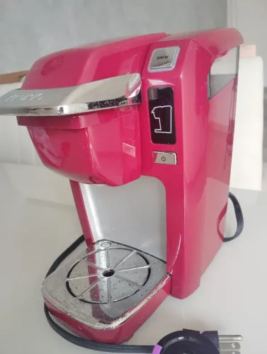 Cafeteira Keurig vermelha
