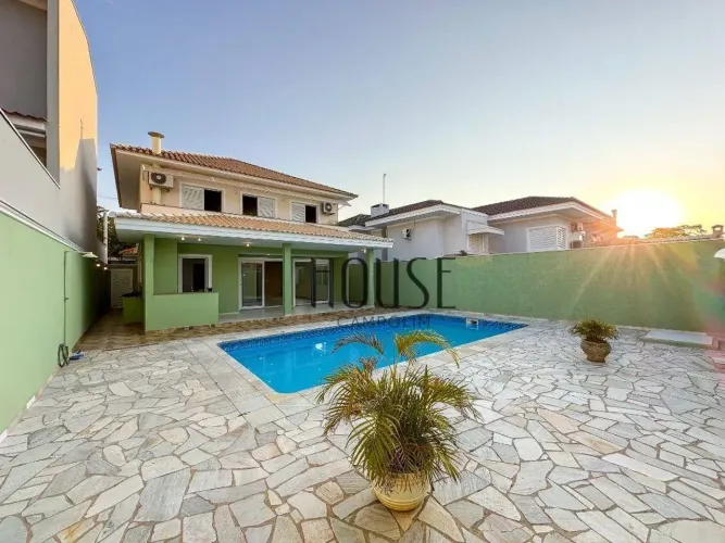 Casa com 4 dormitórios à venda, 211 m² por R$ 1.800.000,00 - Condomínio Tivoli Park - Soro