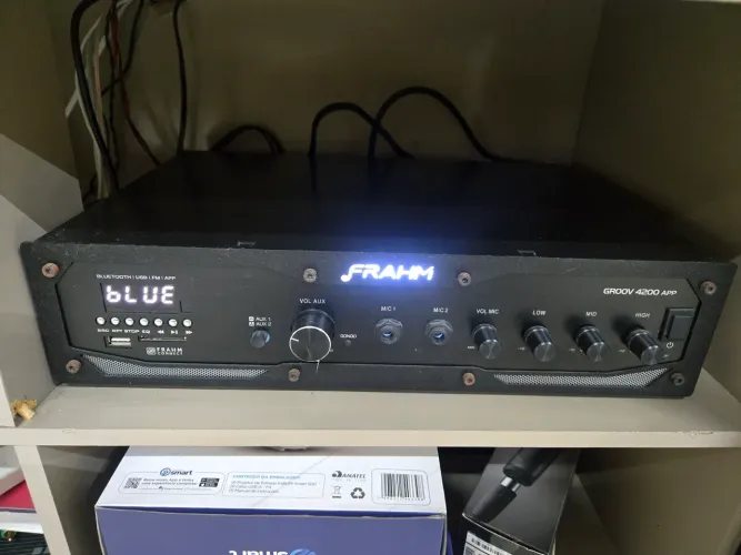 Amplificador Profissional GROOV 4200 APP Frahm, BLUETOOTH USB FM 400W