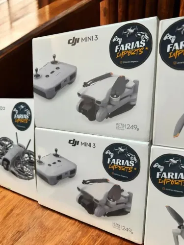 Dji Mini 3 Standard (Drone com Alcance de 10KM) Com Rádio Controle Satélite Novo Lacrado