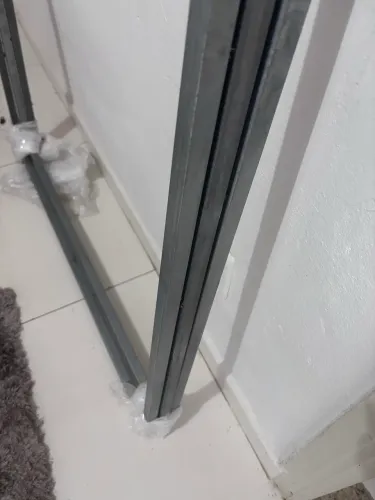 Estrutura de metal para banner