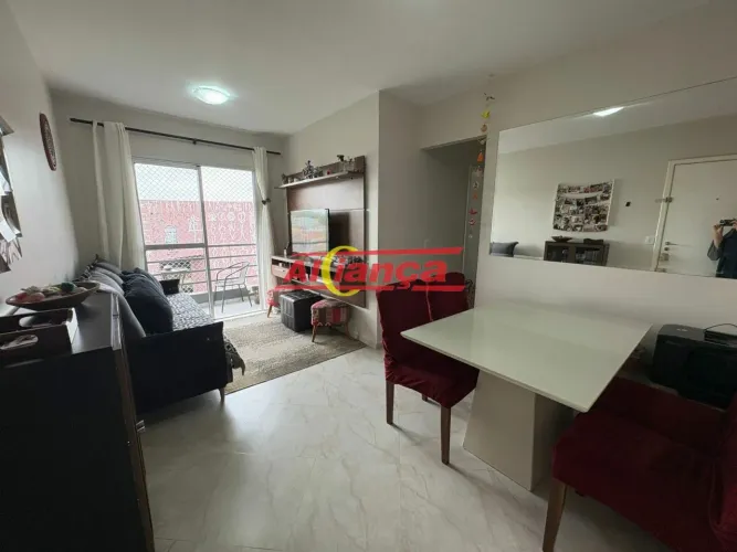 Apto 50m2 com 2 quartos, sendo 1 suite e 2 vagas