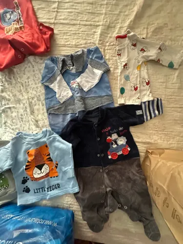 Doação roupas bebê MENINO 0-5 meses