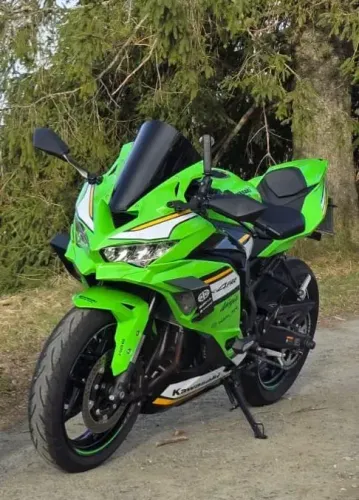 Spoiler - Asa aerodinâmico para a Kawasaki ZX4RR