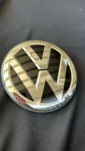 Emblema Volkswagen Tiguan/Jetta/Passat P/ ACC 