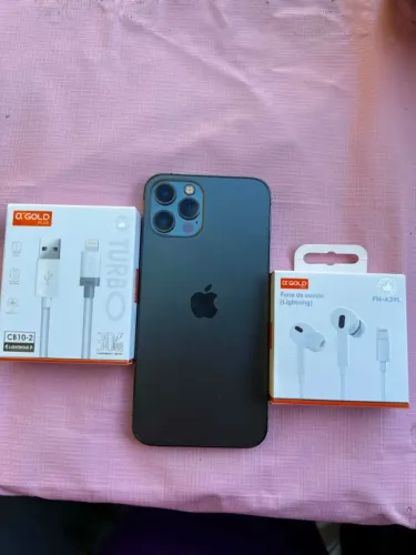 IPHONE 12 PRO VENDO OU TROCO