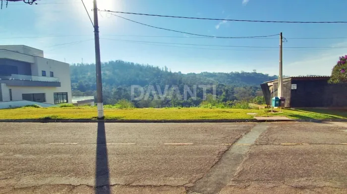 Terreno à venda no Condomínio Sol Vinhedo Village em Vinhedo na Davanti Imóveis.