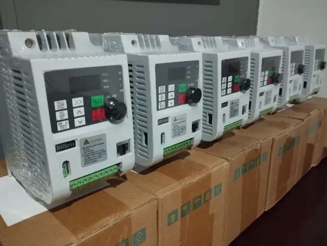 Inversor Frequência 3cv 220v Monofásico Trifásico 10a 2.2kw