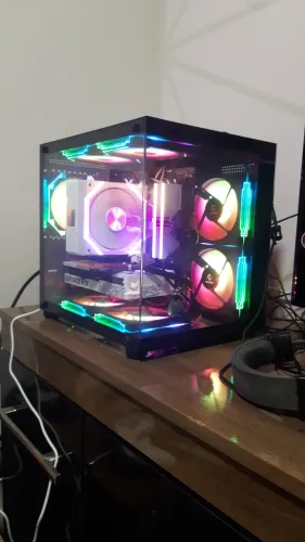 Gabinete gamer aquário acompanha 4 fans