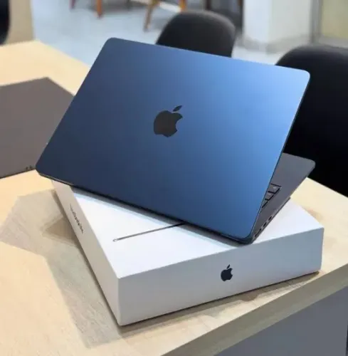 MacBook Air m5 16/512gb
