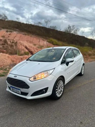 Ford Fiesta Tit./tit.plus 1.6 16V Flex Aut. 2015