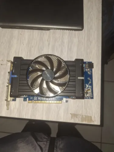 PLACA DE VIDEO GTX 550 TI