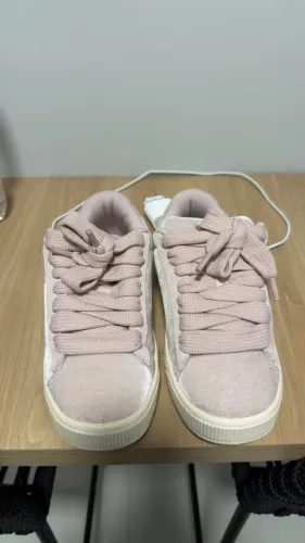 puma basket heart rosa com cadarço largo