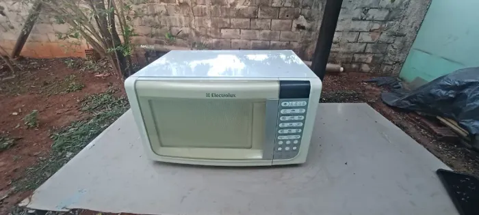 Microondas Electrolux 20 L com membrana Nova Garantia