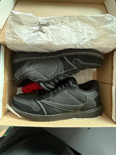 tênis nike air jordan 1 low travis scott 40