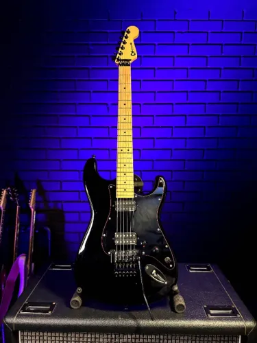 Guitarra Charvel Socal Japan HH Dimarzio 22 trastes