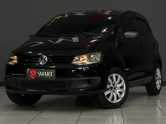 Volkswagen Fox 1.0 MI Total Flex 8V 5P 2011