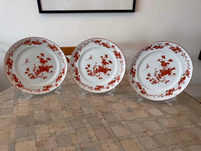 Porcelana Vista Alegre Goa - lote com 3 pratos rasos