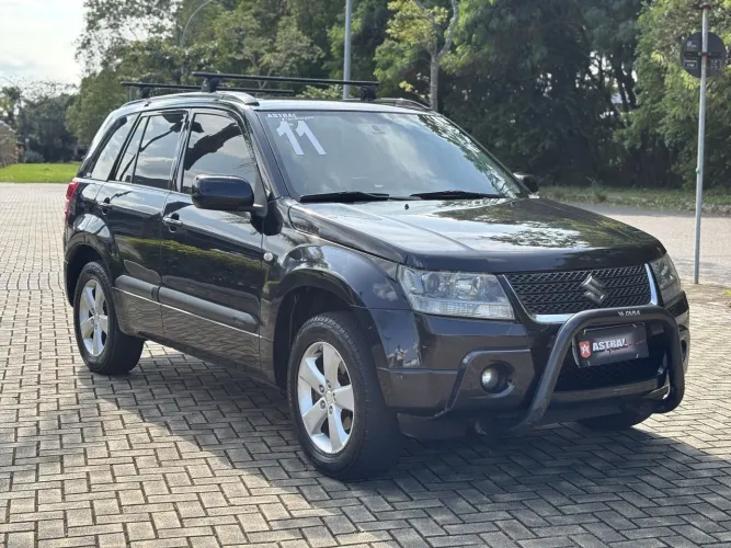 Suzuki Grand Vitara 2.0 16V 4x2/4x4 5P Mec. 2011