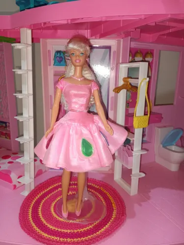 Boneca Barbie Twirlin Make-Up 1997<br>
